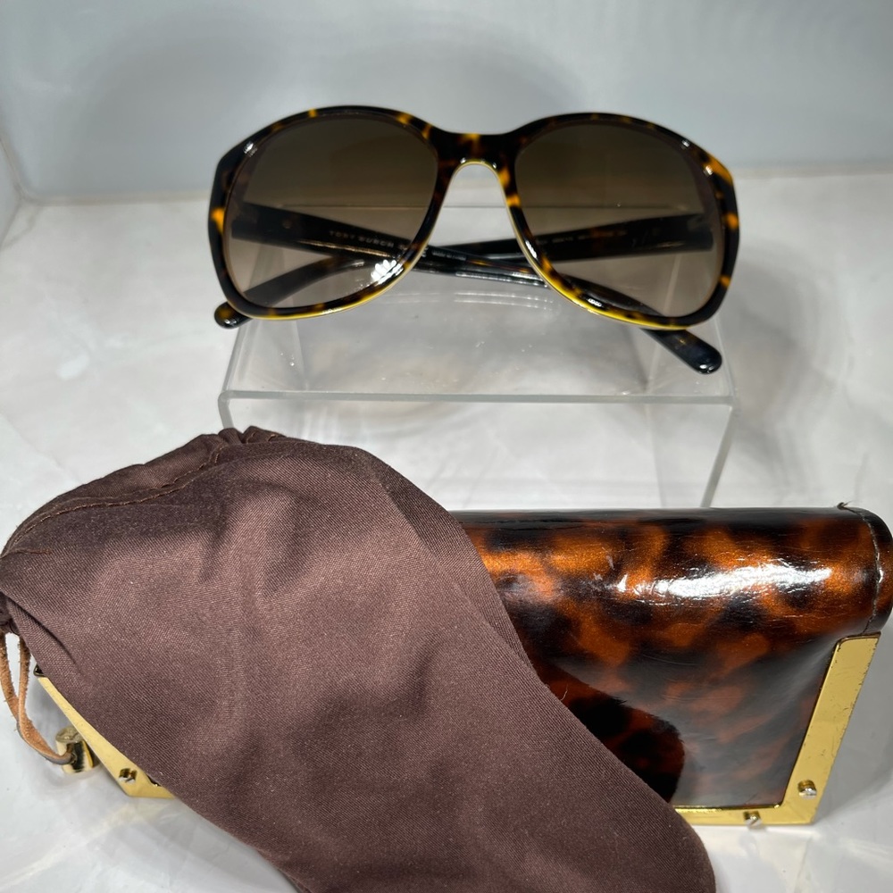 Tory Burch TY7034 Sunglasses w/Case